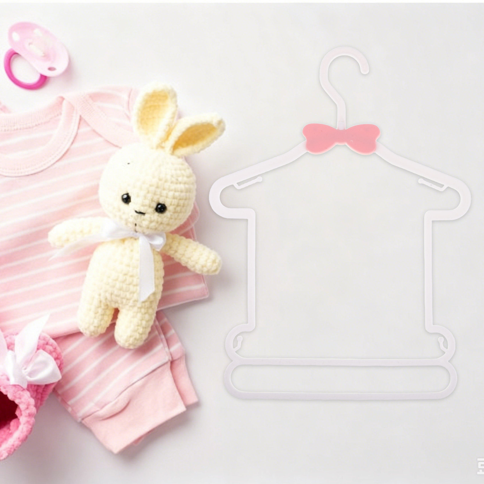 8 szt. plastikowych wieszaków  – Baby Nursery Hooks recenzja i cena