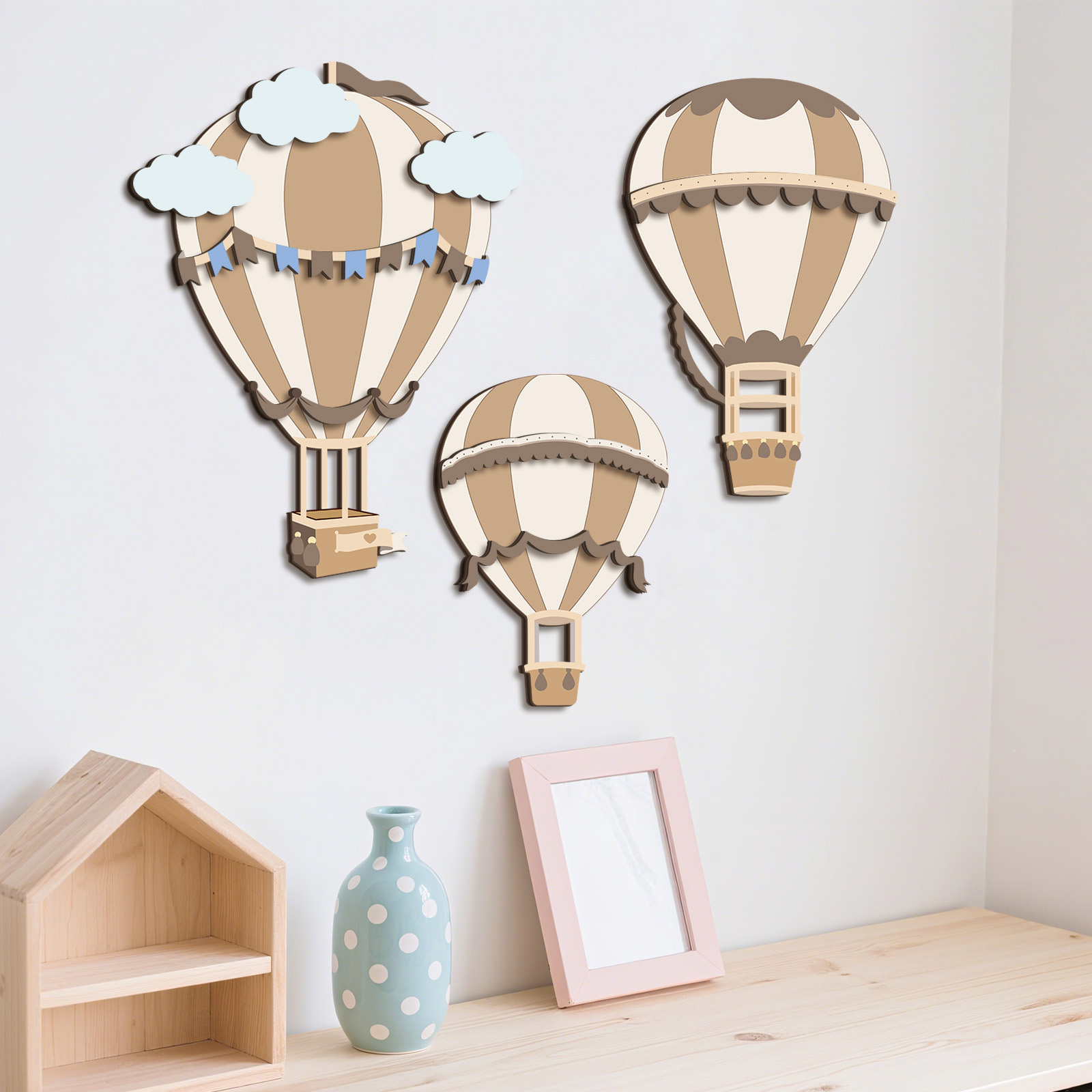 Neutralny drewniany wystrój śc – Baby Nursery Hot Air Balloon recenzja i cena